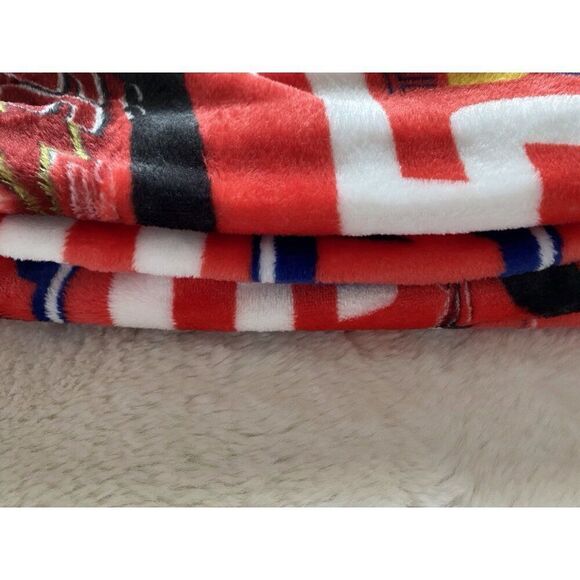 DISNEY Pixar CARS The Legendary LIGHTNING MCQUEEN Throw Blanket 50 X 70” NEW - Picture 11 of 16